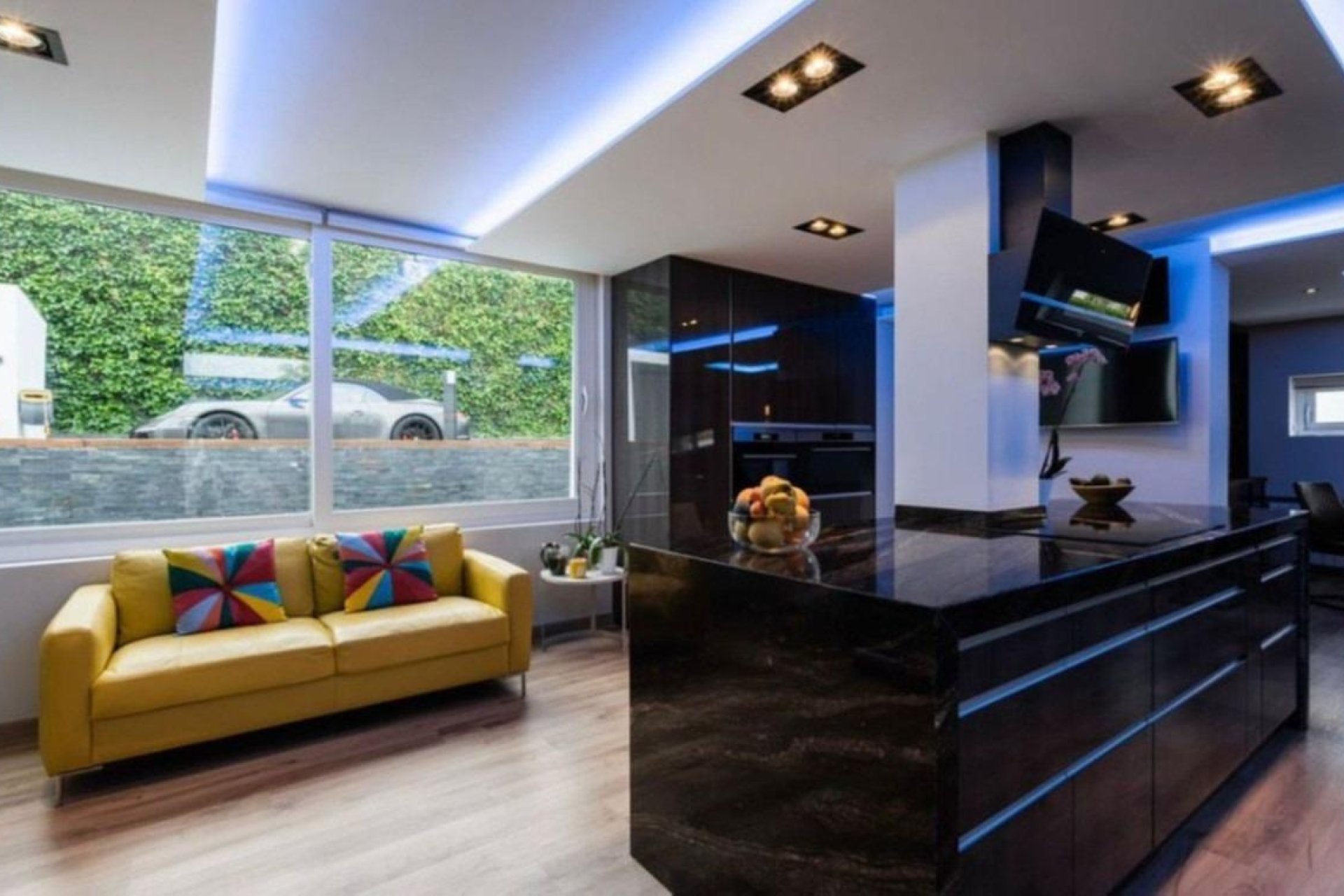 Resale - Villa -
Marbella - Nueva Andalucia