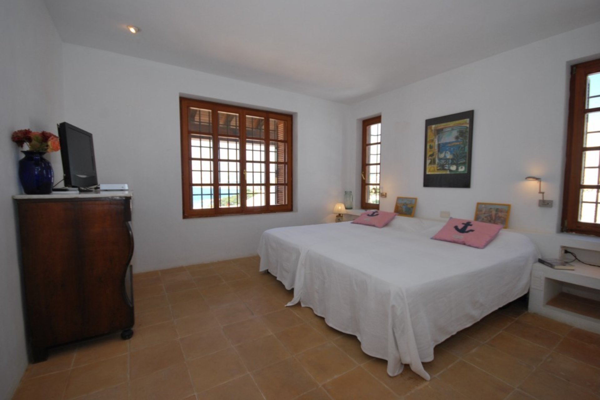 Resale - Villa -
Moraira - Benimeit