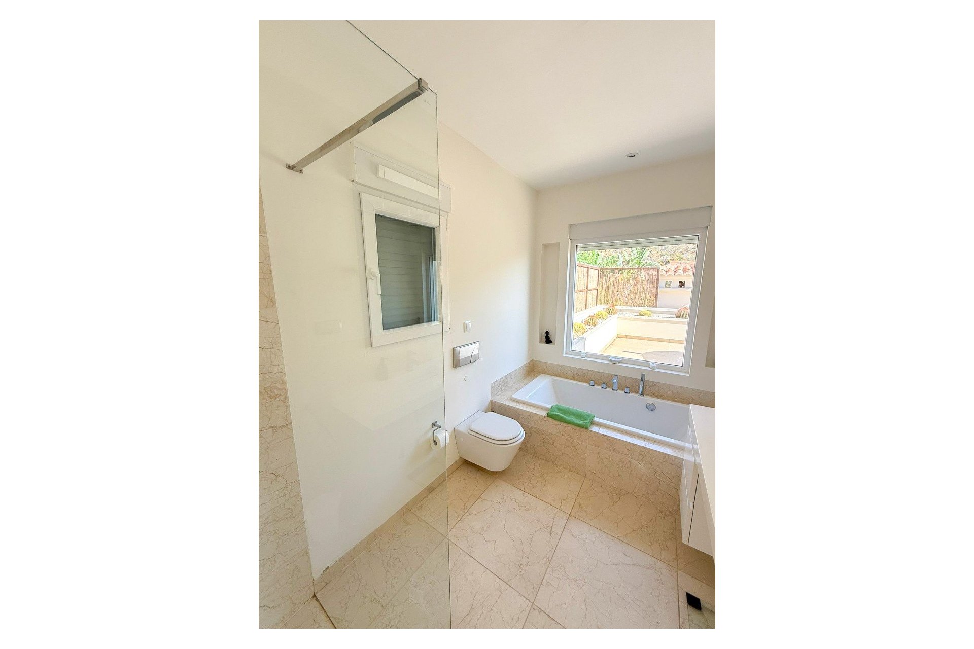 Resale - Villa -
Moraira - El Portet