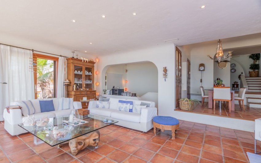 Resale - Villa -
Moraira - El Portet