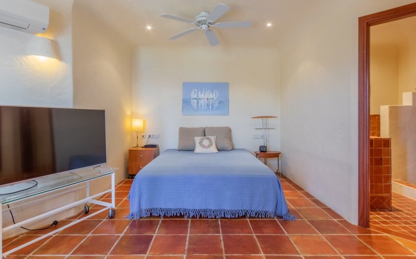 Resale - Villa -
Moraira - El Portet