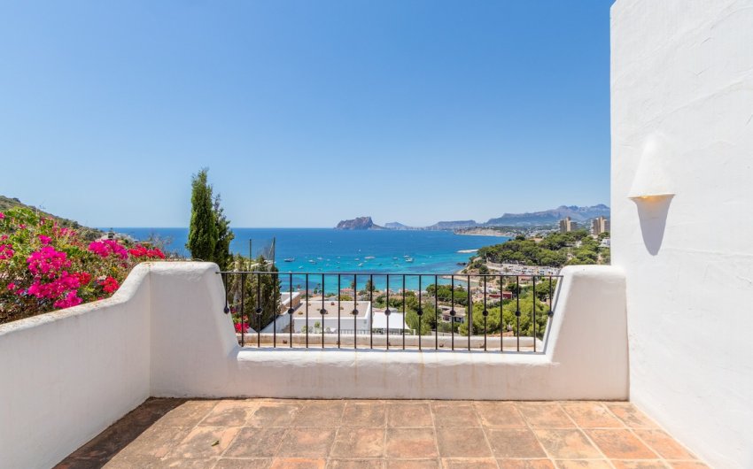 Resale - Villa -
Moraira - El Portet