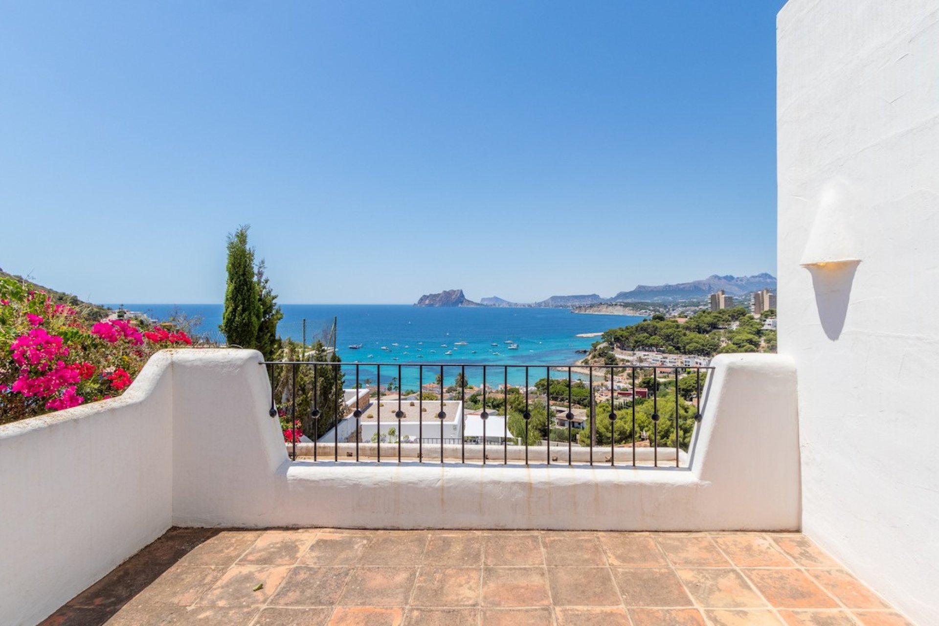 Resale - Villa -
Moraira - El Portet