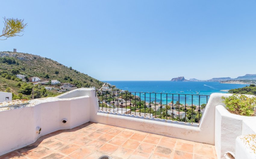 Resale - Villa -
Moraira - El Portet