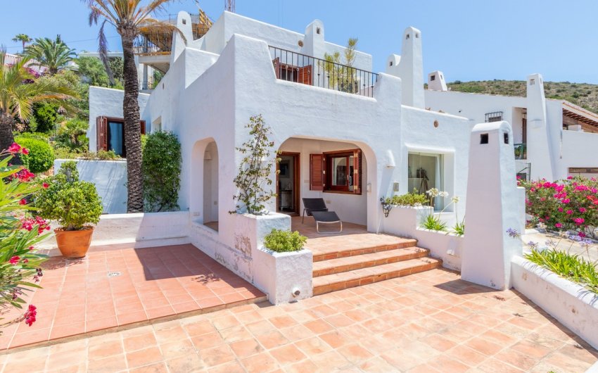 Resale - Villa -
Moraira - El Portet