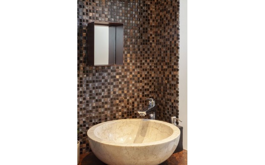 Resale - Villa -
Nueva Andalucía - Costa del Sol