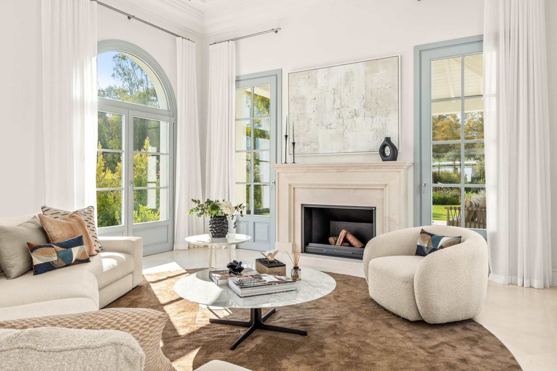 Resale - Villa -
Nueva Andalucía - Costa del Sol