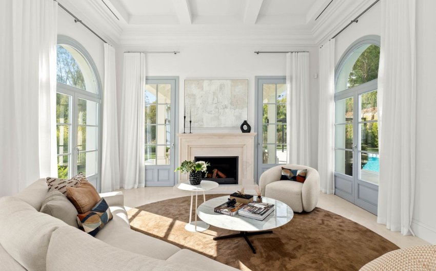 Resale - Villa -
Nueva Andalucía - Costa del Sol