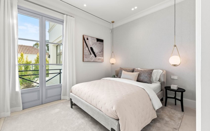 Resale - Villa -
Nueva Andalucía - Costa del Sol