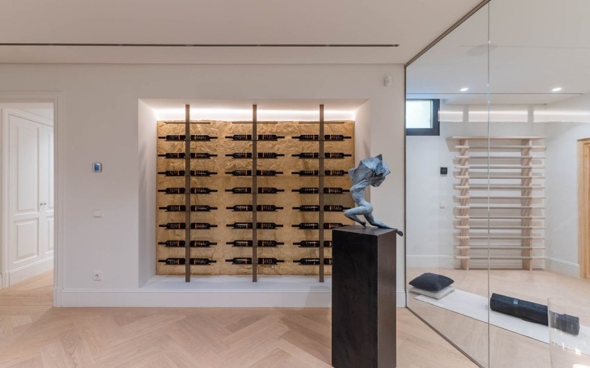 Resale - Villa -
Nueva Andalucía - Costa del Sol