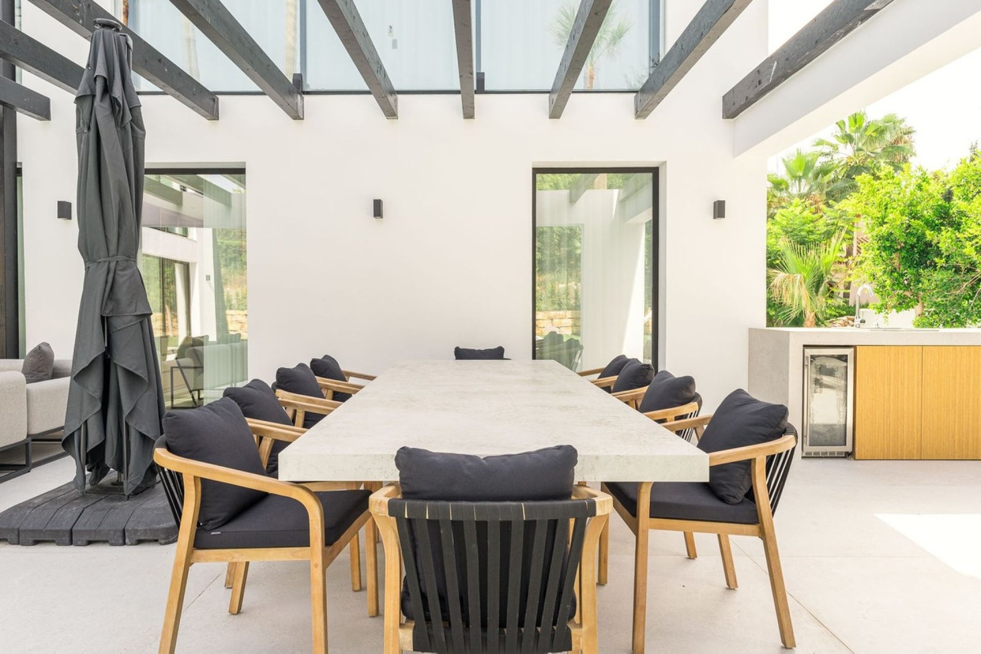 Resale - Villa -
Nueva Andalucía - Costa del Sol