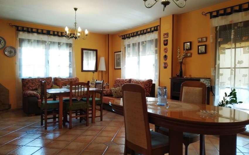 Resale - Villa -
Ontinyent