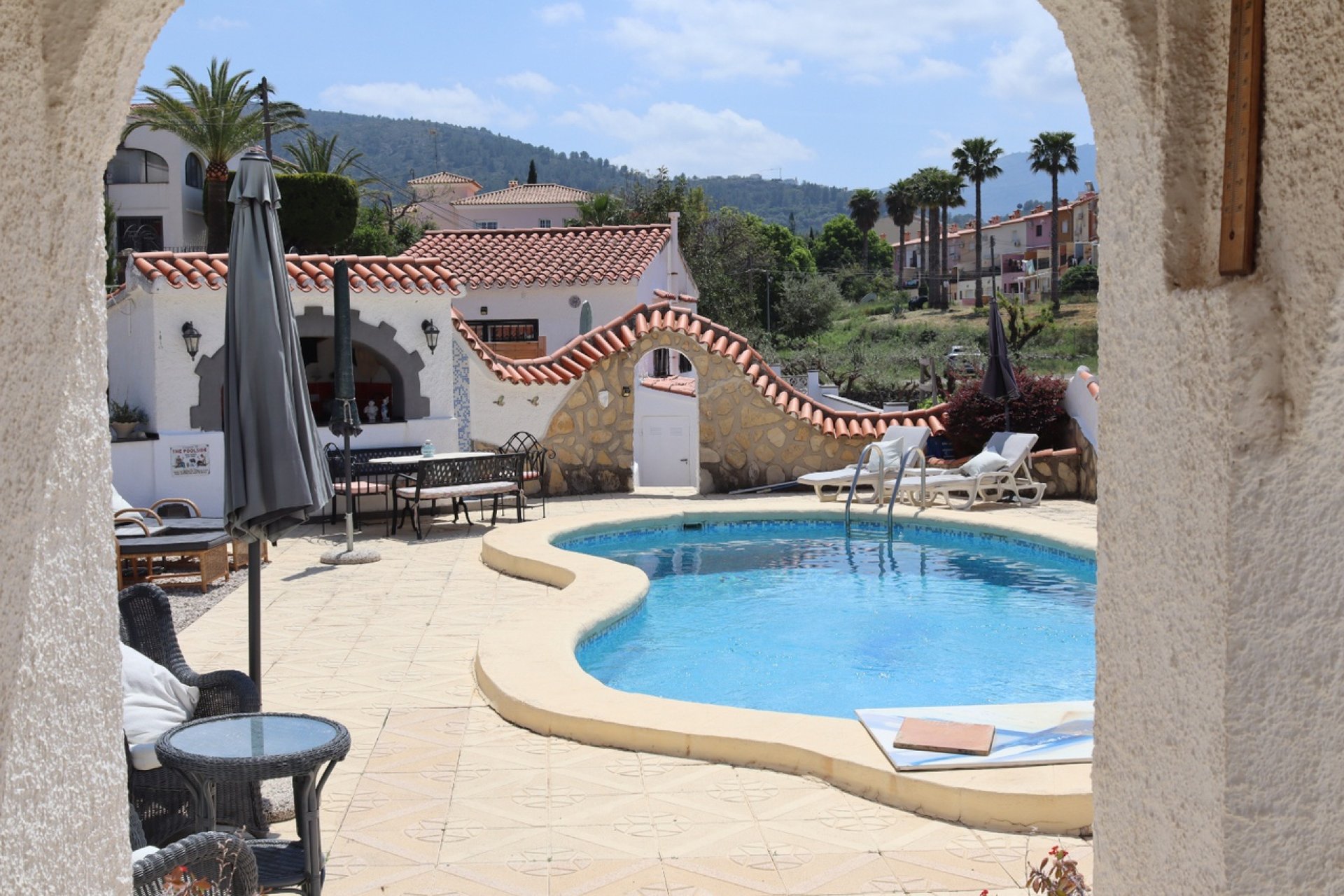 Resale - Villa -
Orba - Inland