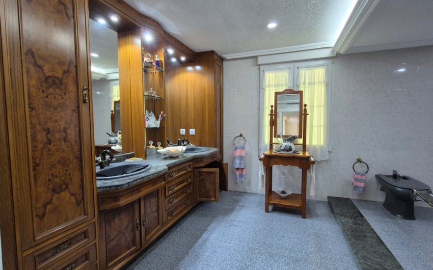 Resale - Villa -
Orihuela - Costa Blanca Sur