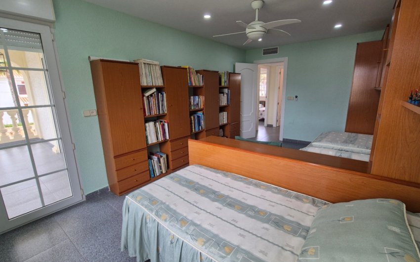 Resale - Villa -
Orihuela - Costa Blanca Sur