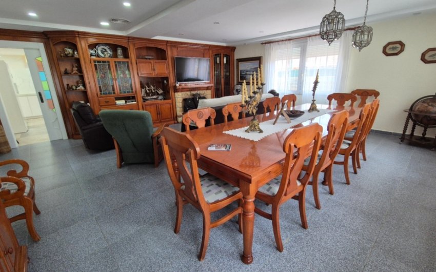 Resale - Villa -
Orihuela - Costa Blanca