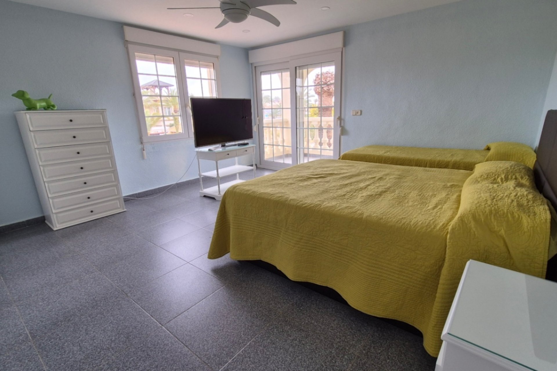 Resale - Villa -
Orihuela - Costa Blanca