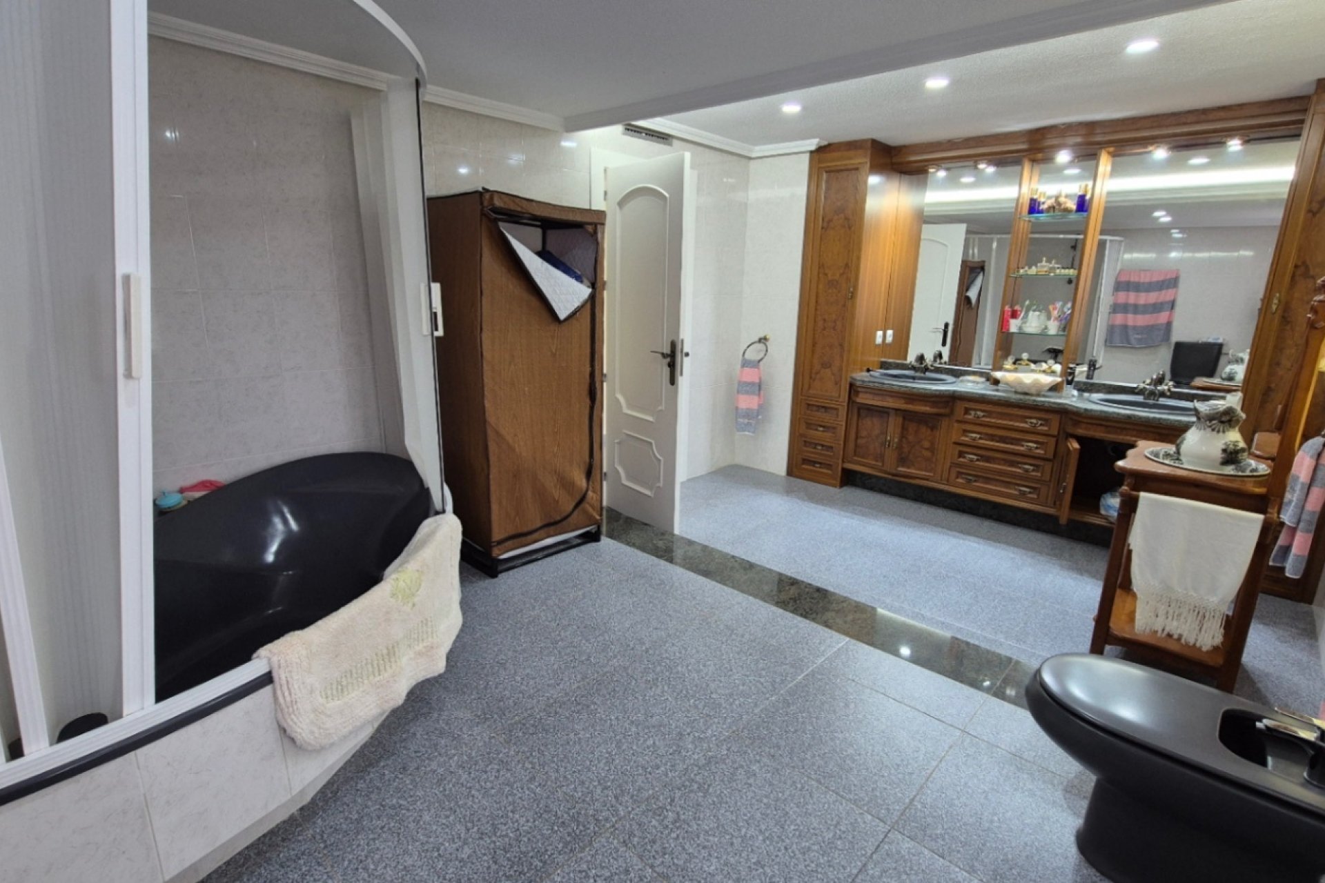 Resale - Villa -
Orihuela - Costa Blanca