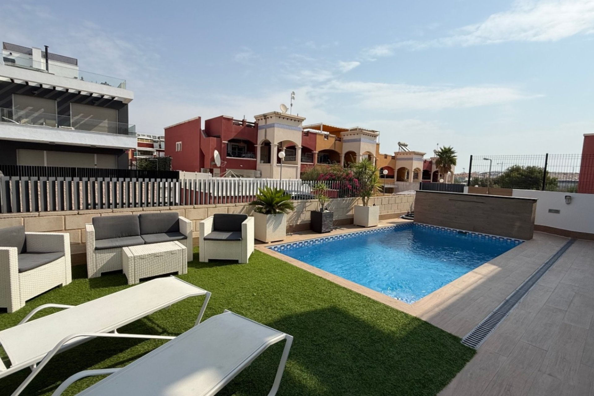 Resale - Villa -
Orihuela - Costa Blanca