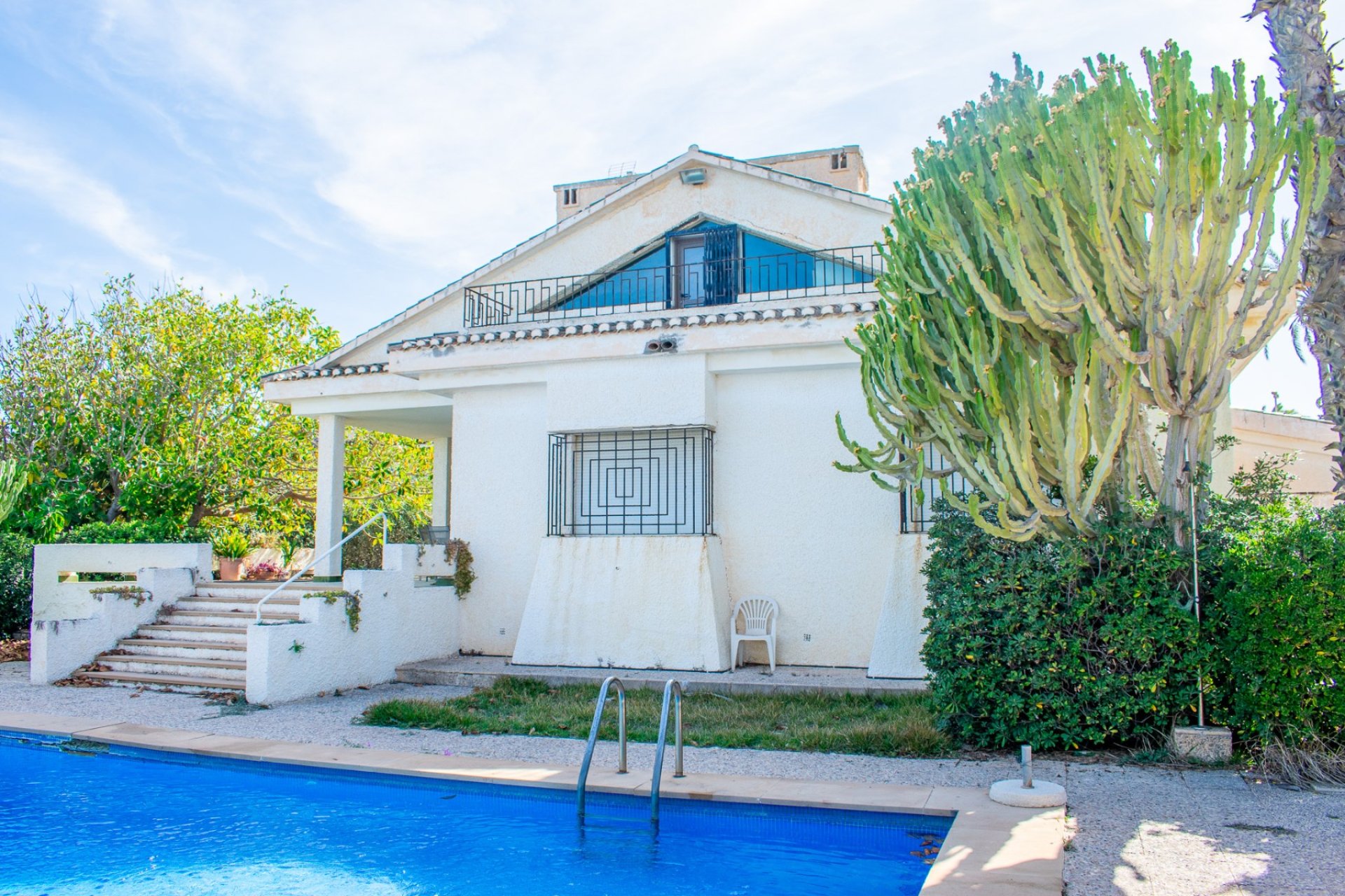 Resale - Villa -
Orihuela Costa - Cabo Roig