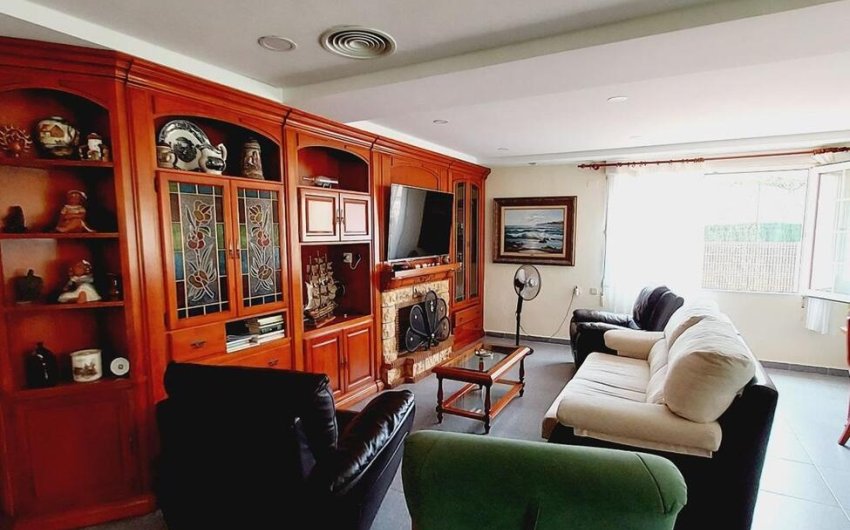 Resale - Villa -
Orihuela Costa - Cabo Roig