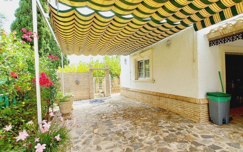 Resale - Villa -
Orihuela Costa - Cabo Roig