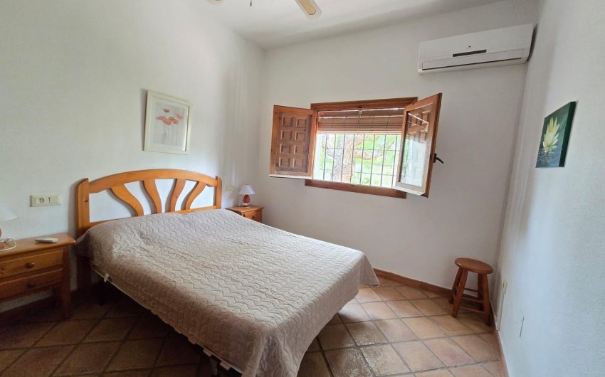 Resale - Villa -
Orihuela Costa - Cabo Roig