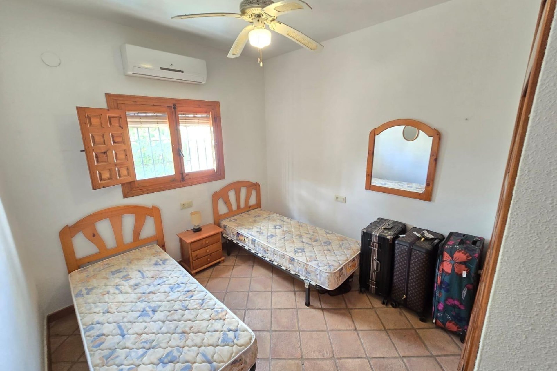 Resale - Villa -
Orihuela Costa - Cabo Roig