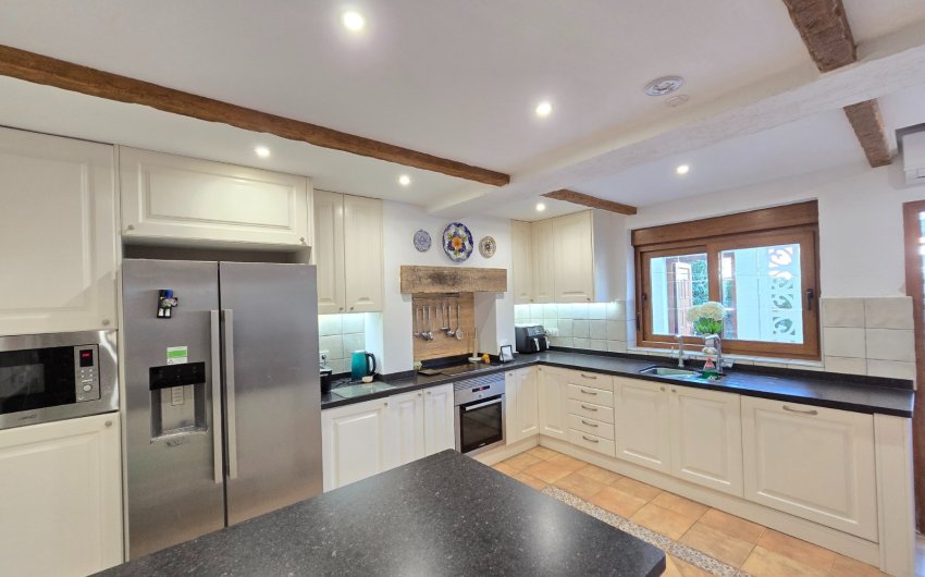 Resale - Villa * -
Orihuela Costa * - Cabo Roig *