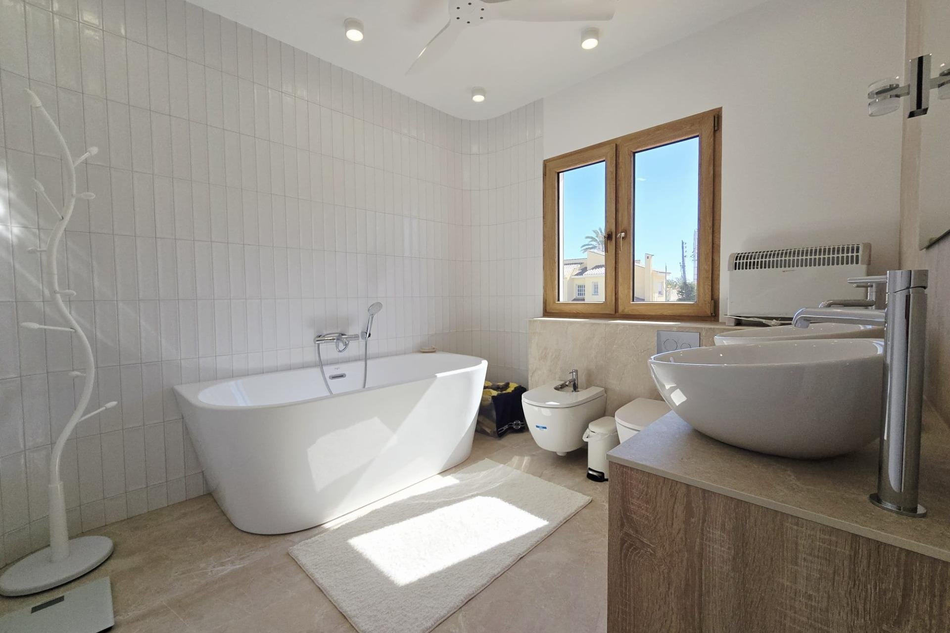 Resale - Villa -
Orihuela Costa - Cabo Roig