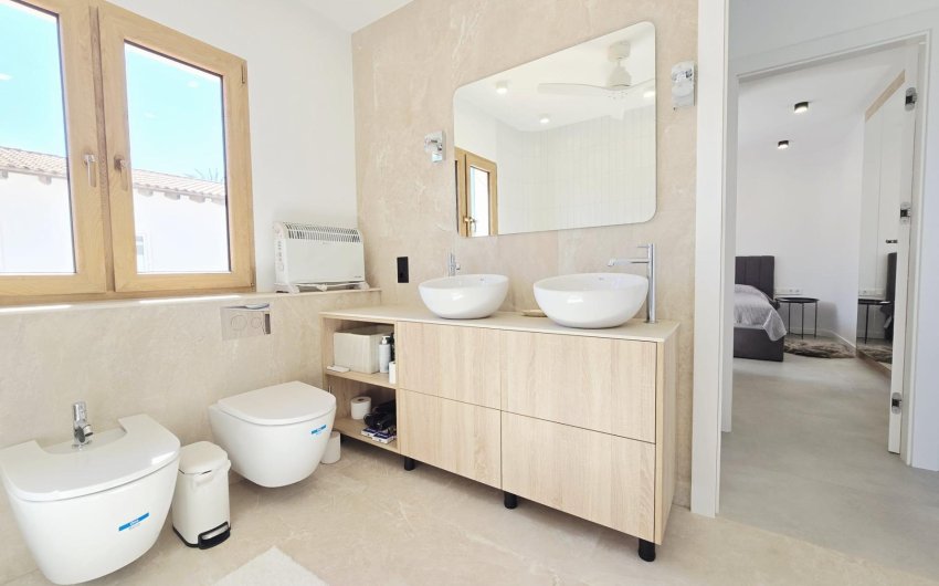 Resale - Villa -
Orihuela Costa - Cabo Roig