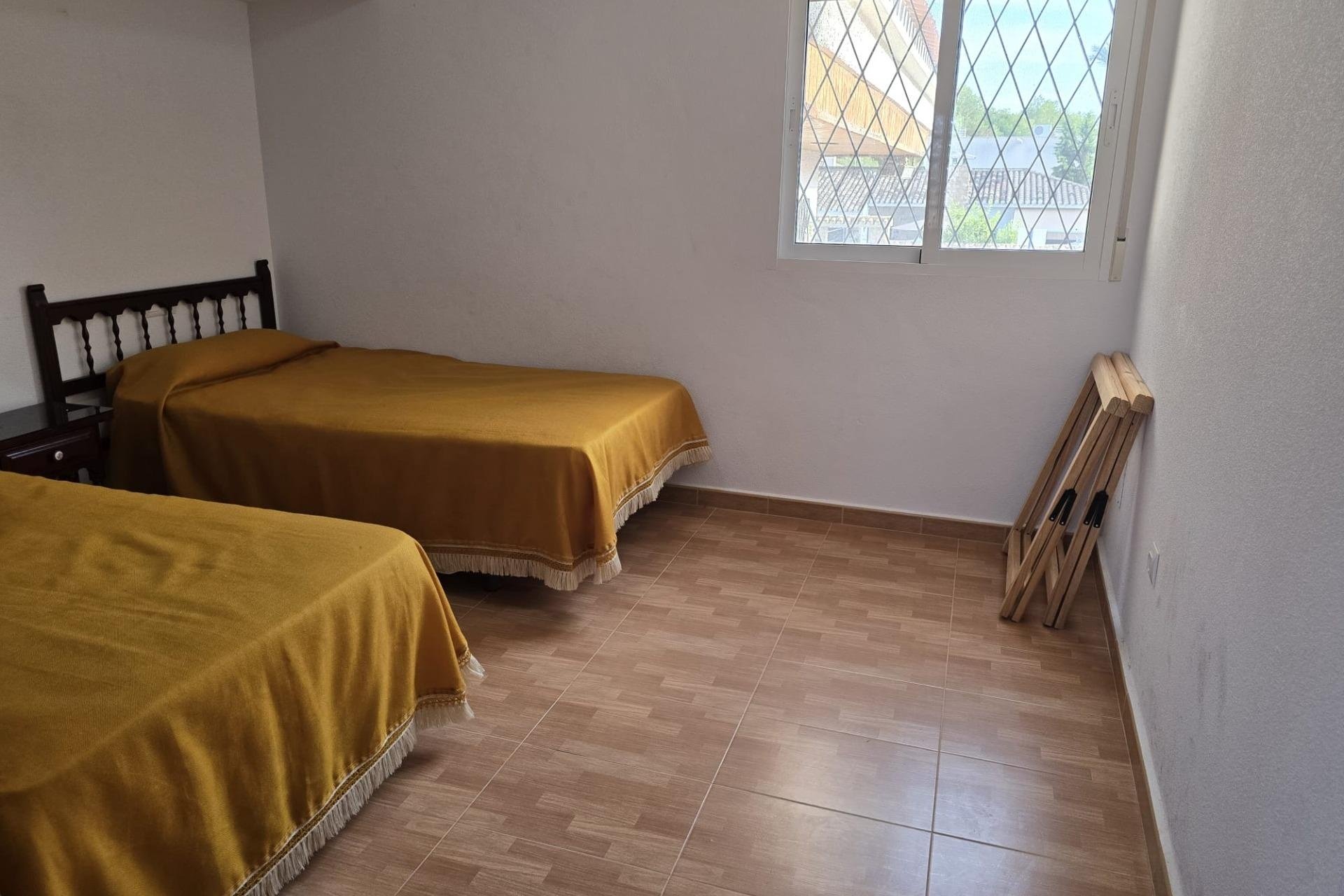 Resale - Villa -
Orihuela Costa - Campoamor