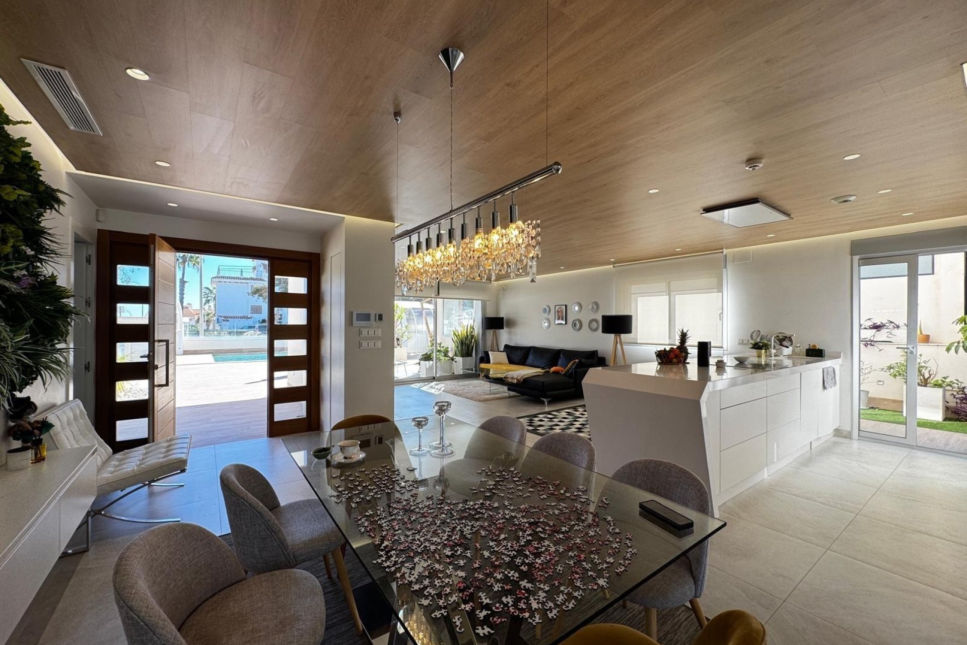Resale - Villa -
Orihuela Costa - Campoamor