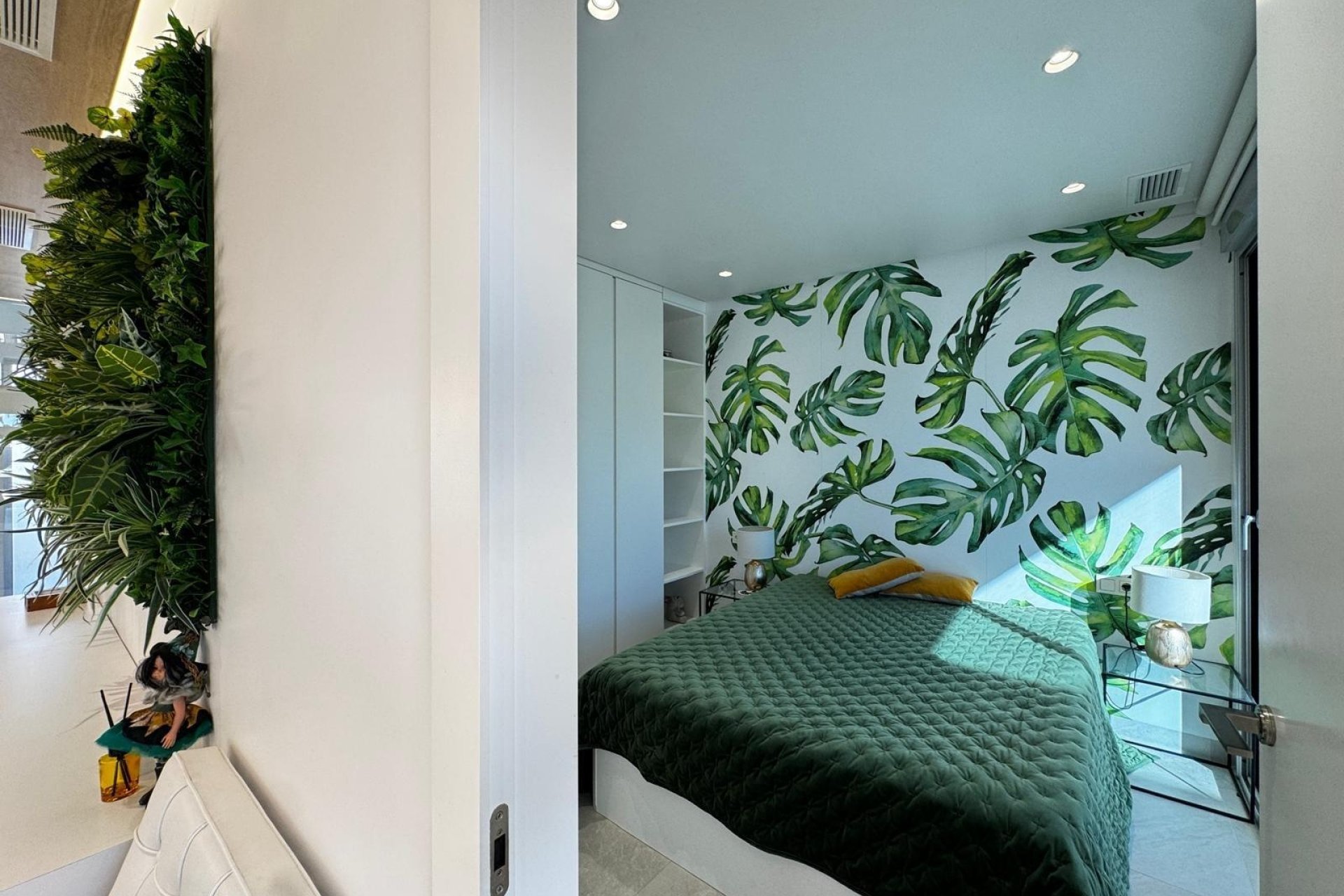 Resale - Villa -
Orihuela Costa - Campoamor