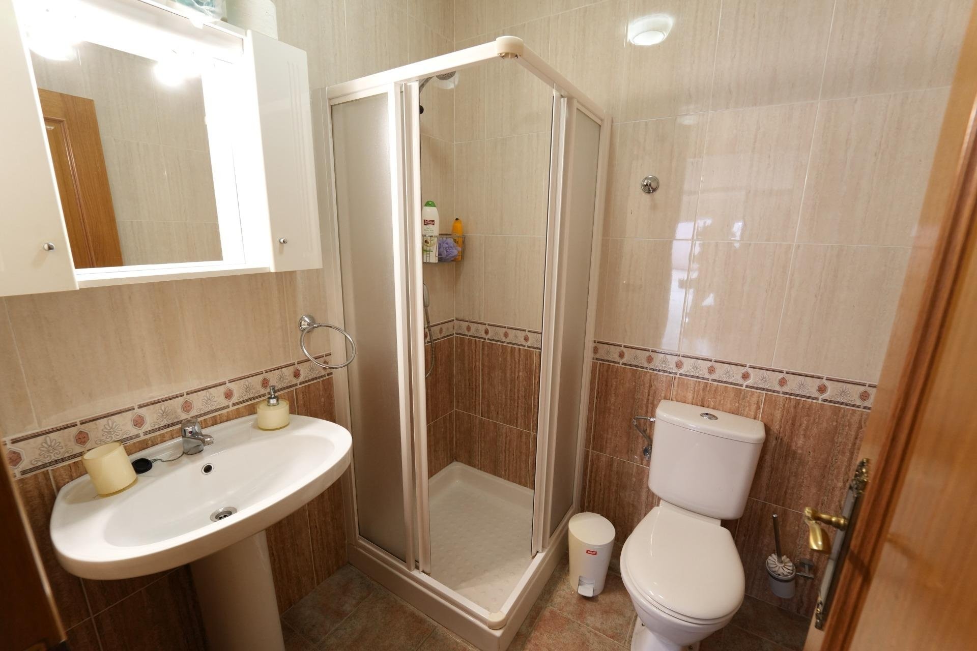 Resale - Villa -
Orihuela Costa - Campoamor