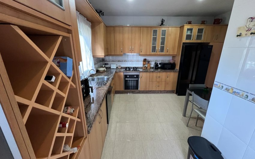 Resale - Villa -
Orihuela Costa - Campoamor