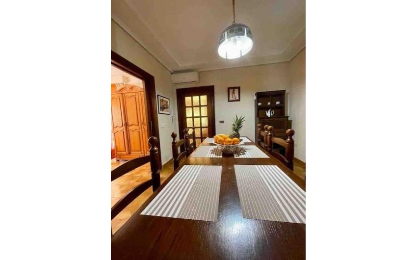 Resale - Villa -
Orihuela Costa - Campoamor