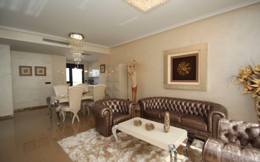 Resale - Villa -
Orihuela Costa - Campoamor