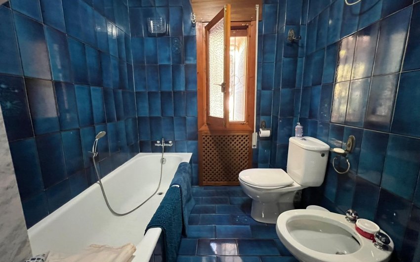 Resale - Villa -
Orihuela Costa - Campoamor