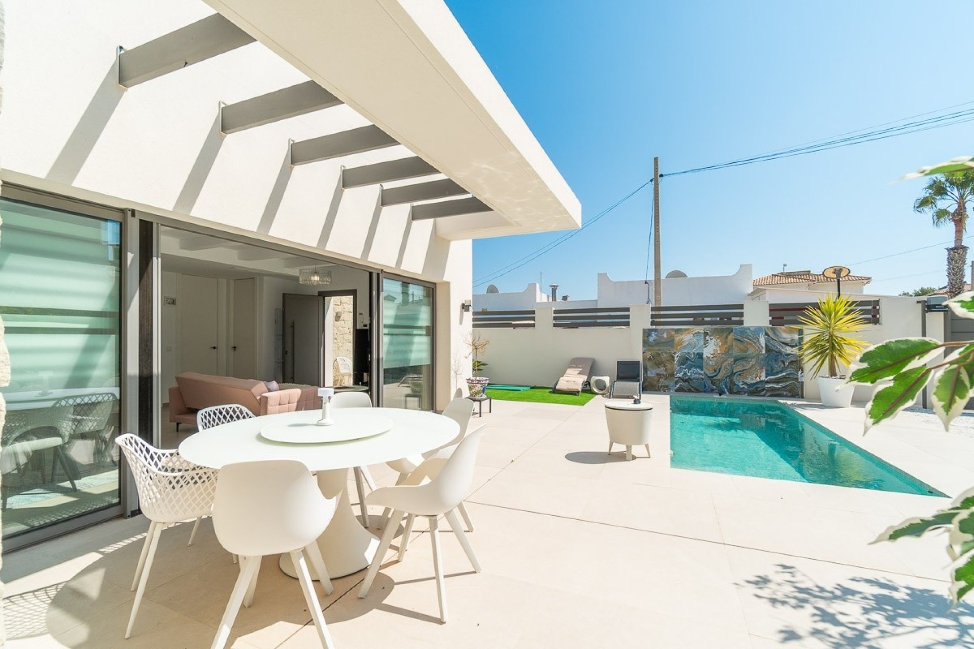 Resale - Villa -
Orihuela Costa - Costa Blanca