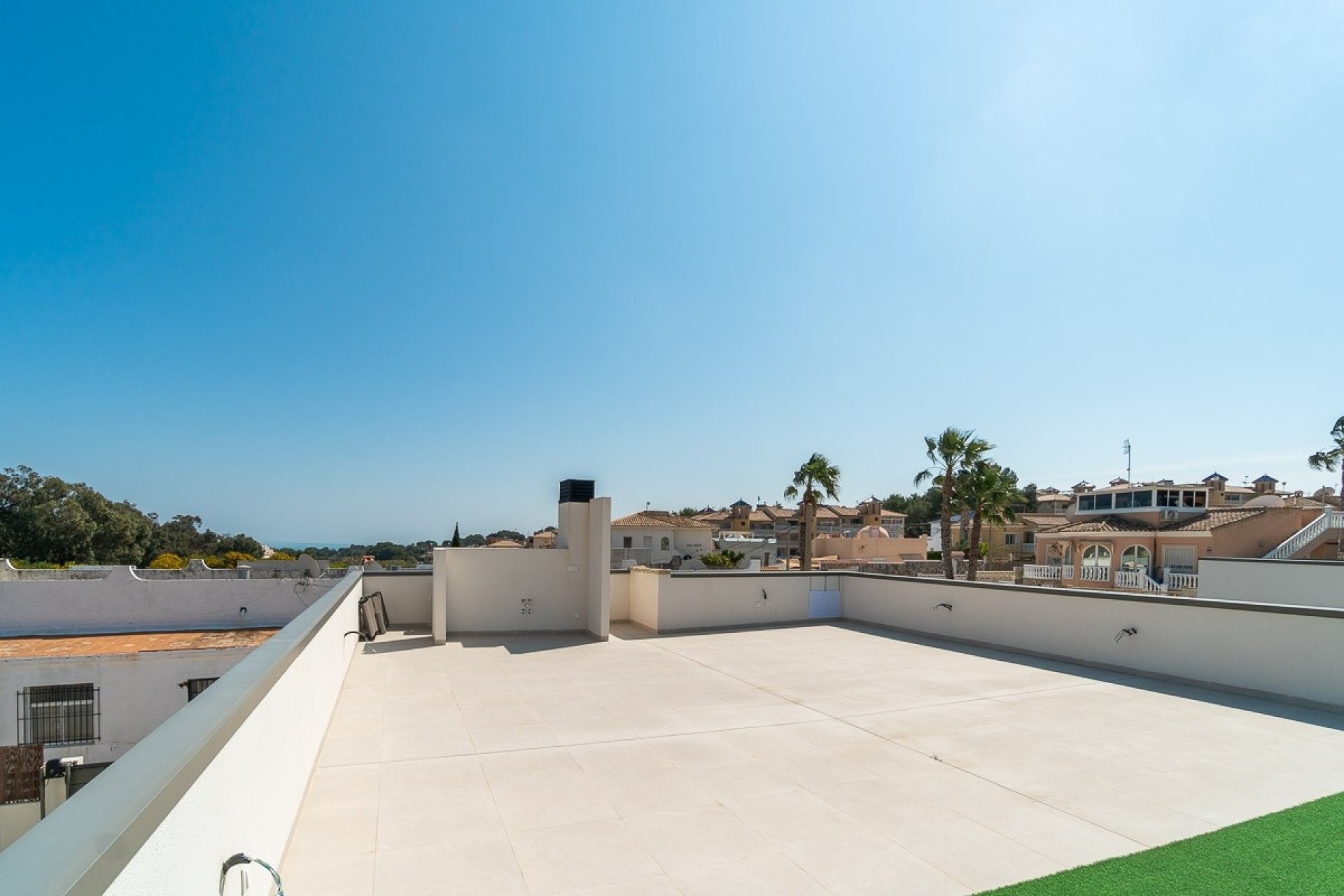 Resale - Villa -
Orihuela Costa - Costa Blanca