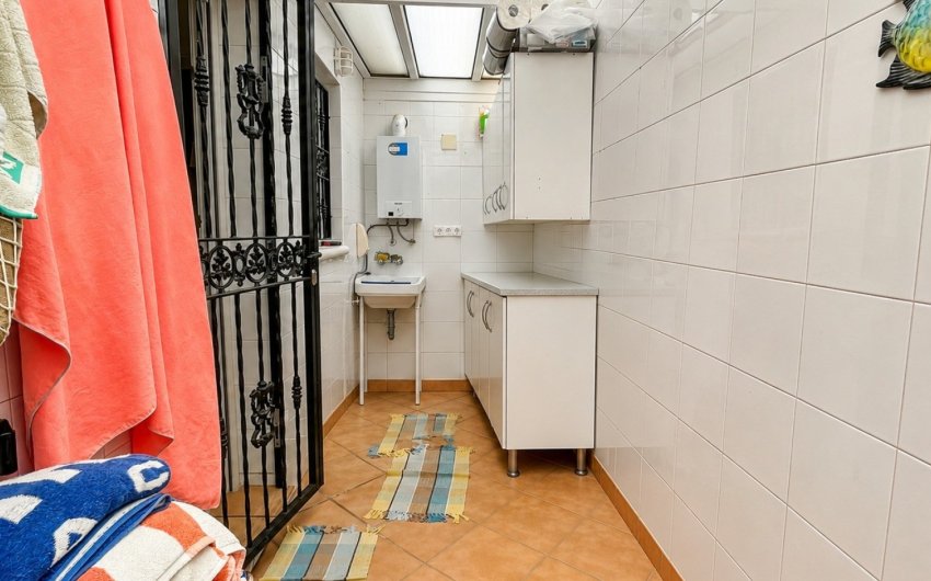 Resale - Villa -
Orihuela Costa - Costa Blanca