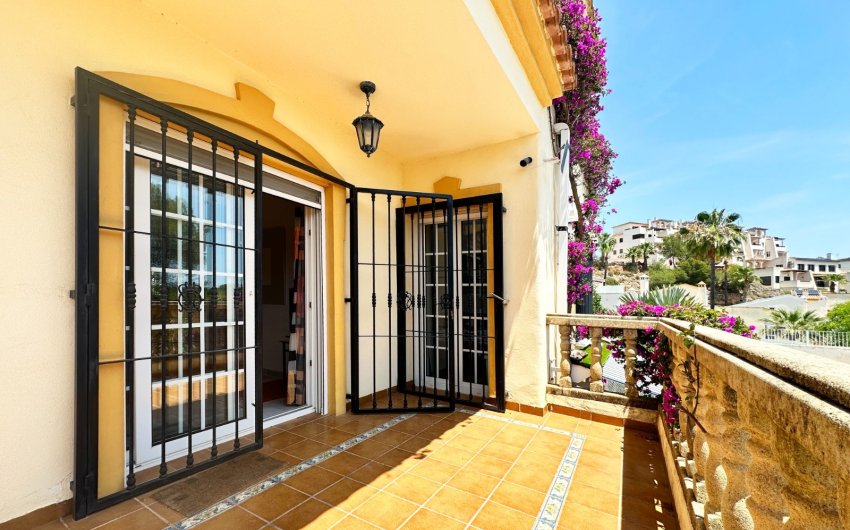 Resale - Villa -
Orihuela Costa - Costa Blanca