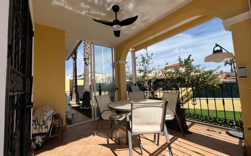 Resale - Villa -
Orihuela Costa - Costa Blanca