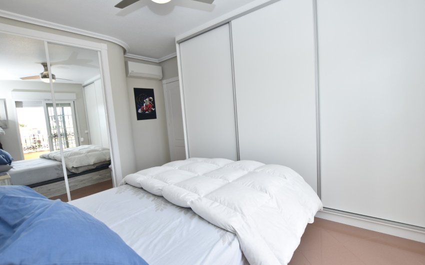 Resale - Villa -
Orihuela Costa - Costa Blanca