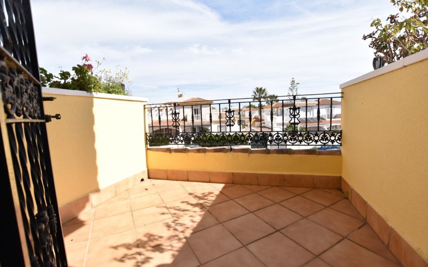Resale - Villa -
Orihuela Costa - Costa Blanca