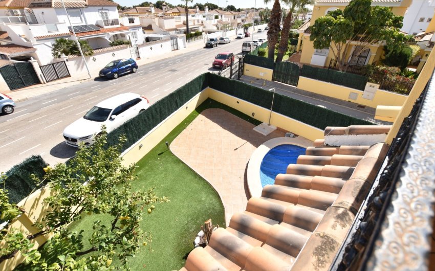 Resale - Villa -
Orihuela Costa - Costa Blanca