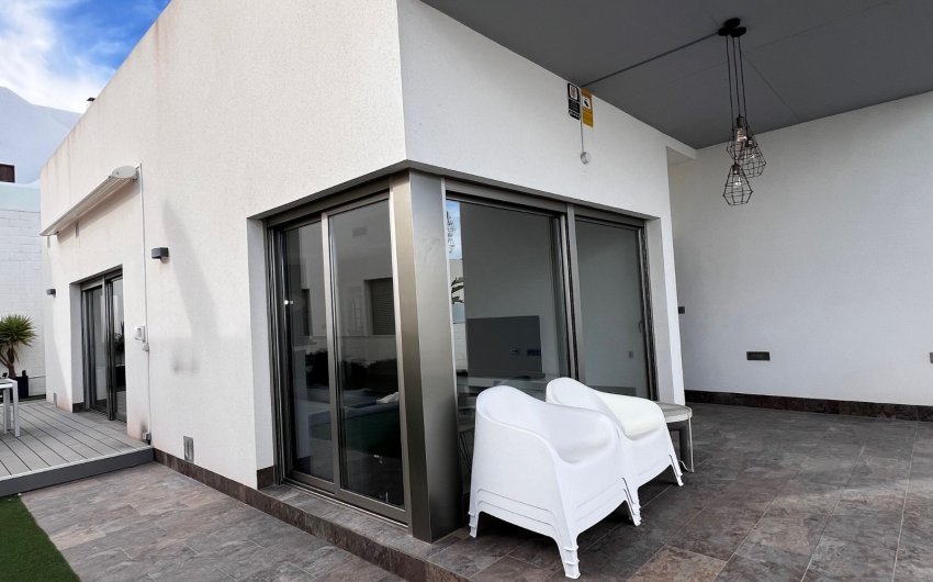 Resale - Villa -
Orihuela Costa - Costa Blanca