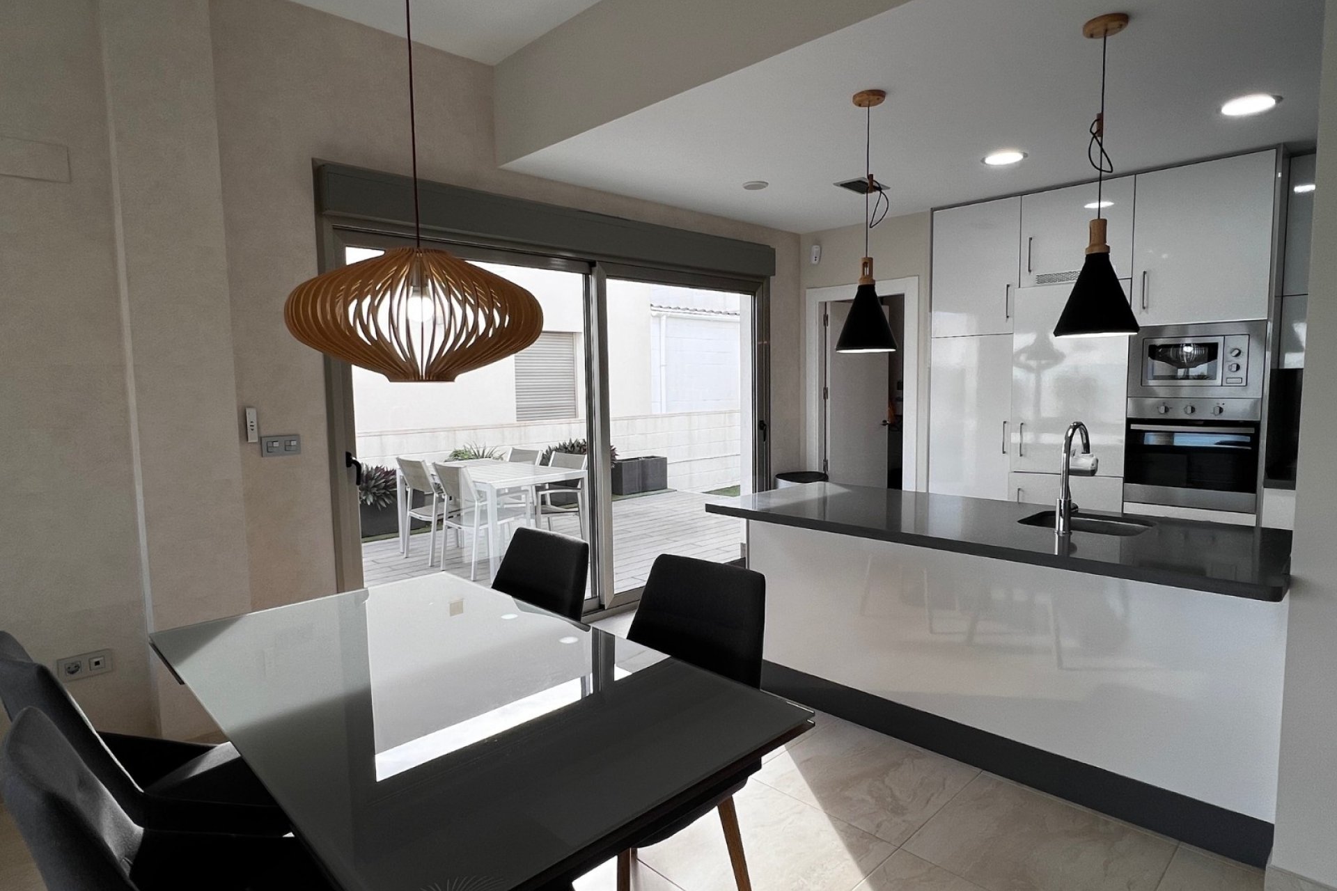 Resale - Villa -
Orihuela Costa - Costa Blanca