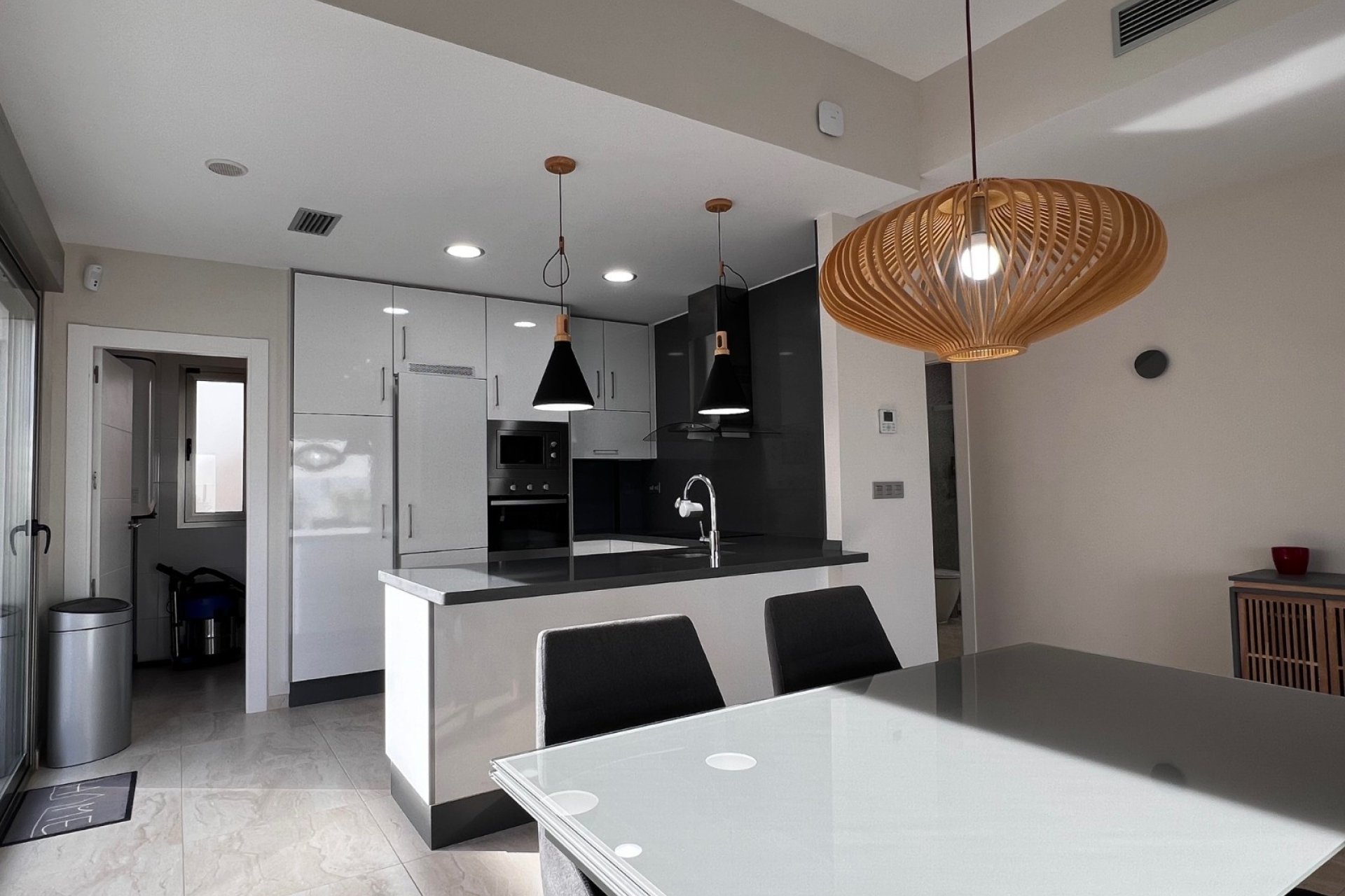 Resale - Villa -
Orihuela Costa - Costa Blanca
